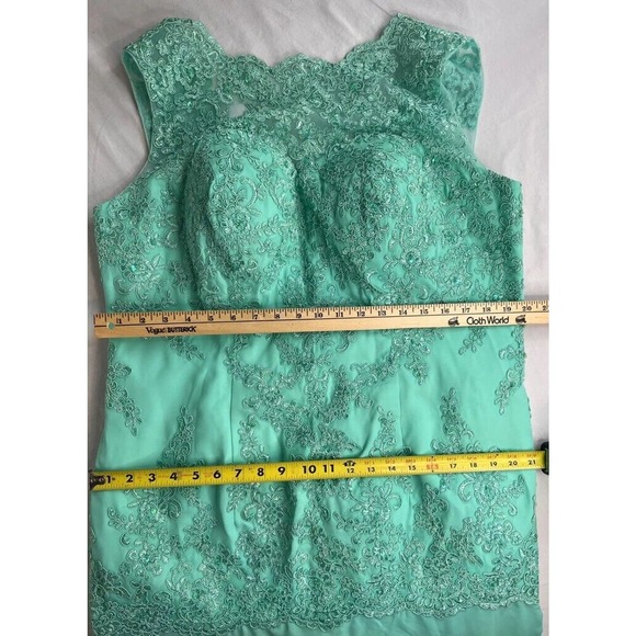 Lavetir Gown Dress Women's 18 Plus Green Floral Maxi Jewel Neck Sleeveless New - Picture 6 of 16